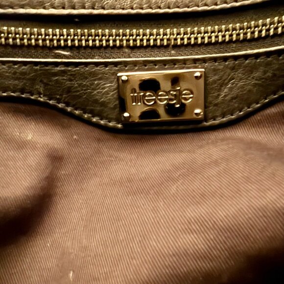 Treesje Mortale Skull embossed leather satchel handbag - Picture 6 of 14